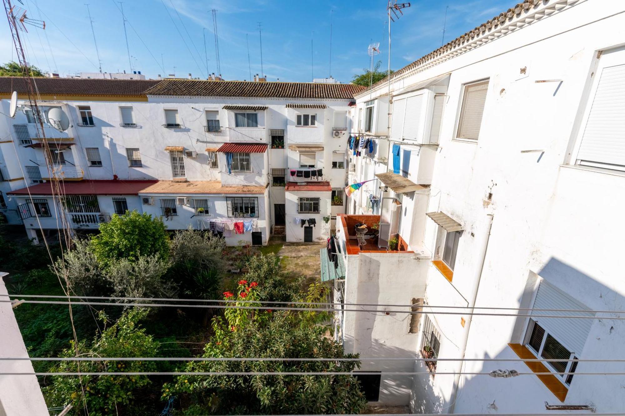 Apartamento Triana Los Remedios Севилья Экстерьер фото