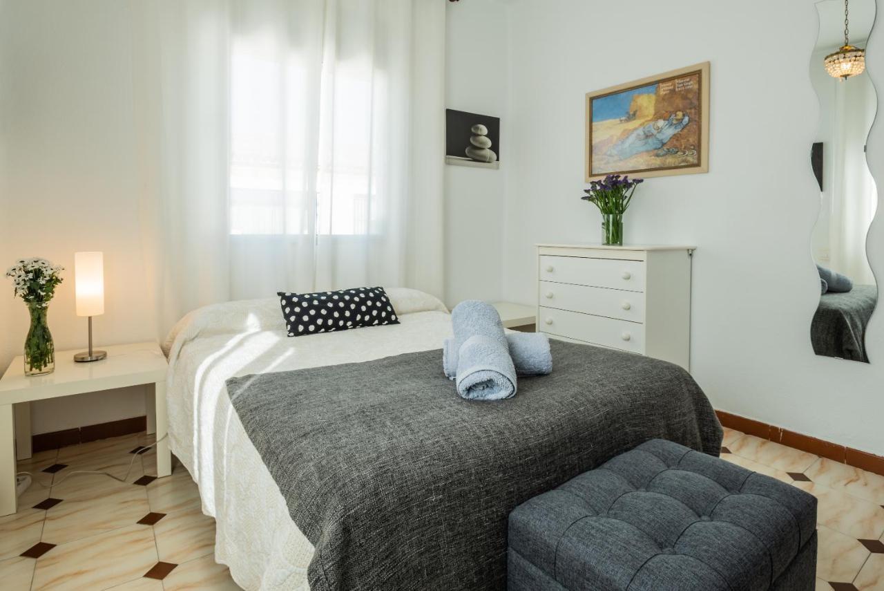 Apartamento Triana Los Remedios Севилья Экстерьер фото