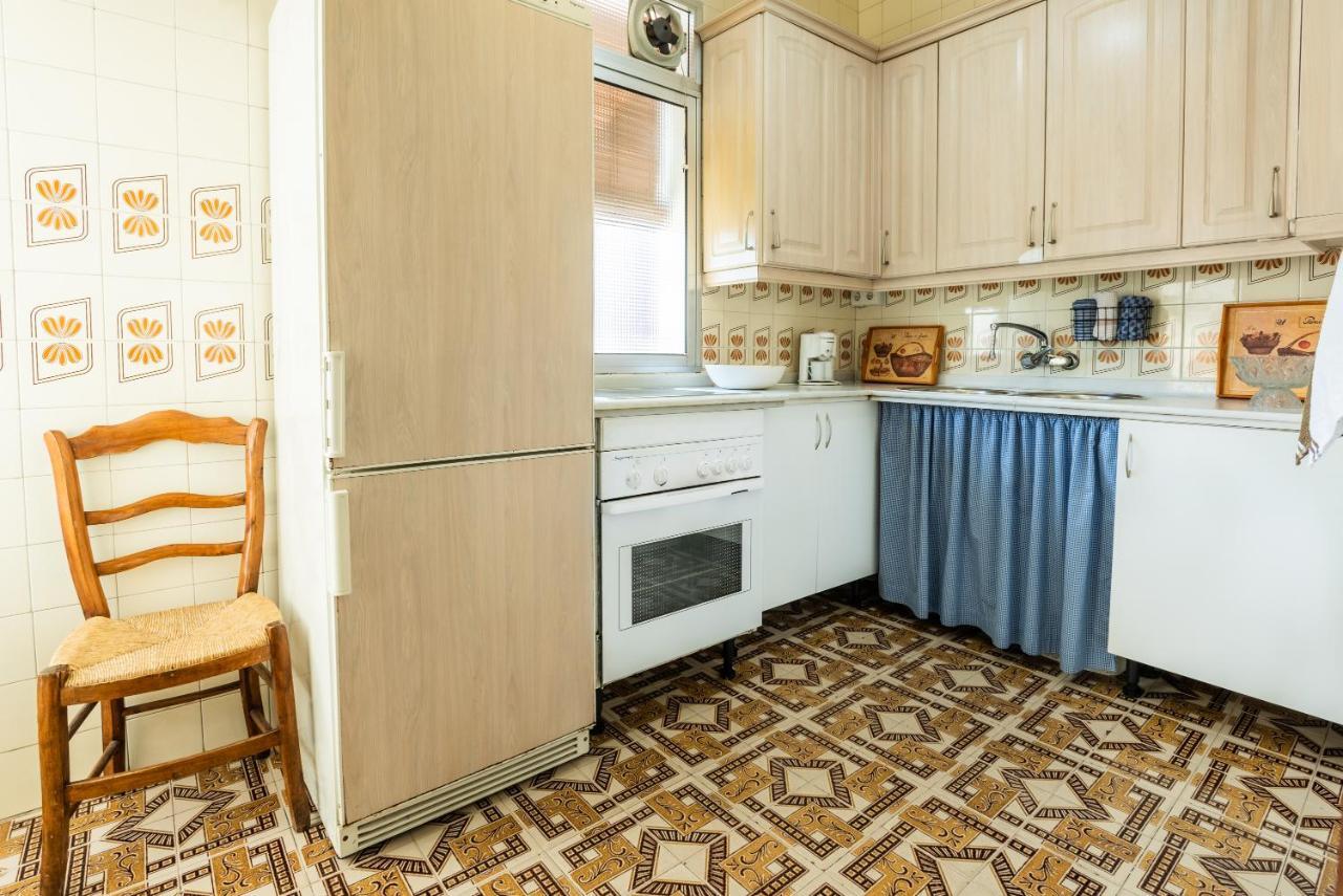 Apartamento Triana Los Remedios Севилья Экстерьер фото