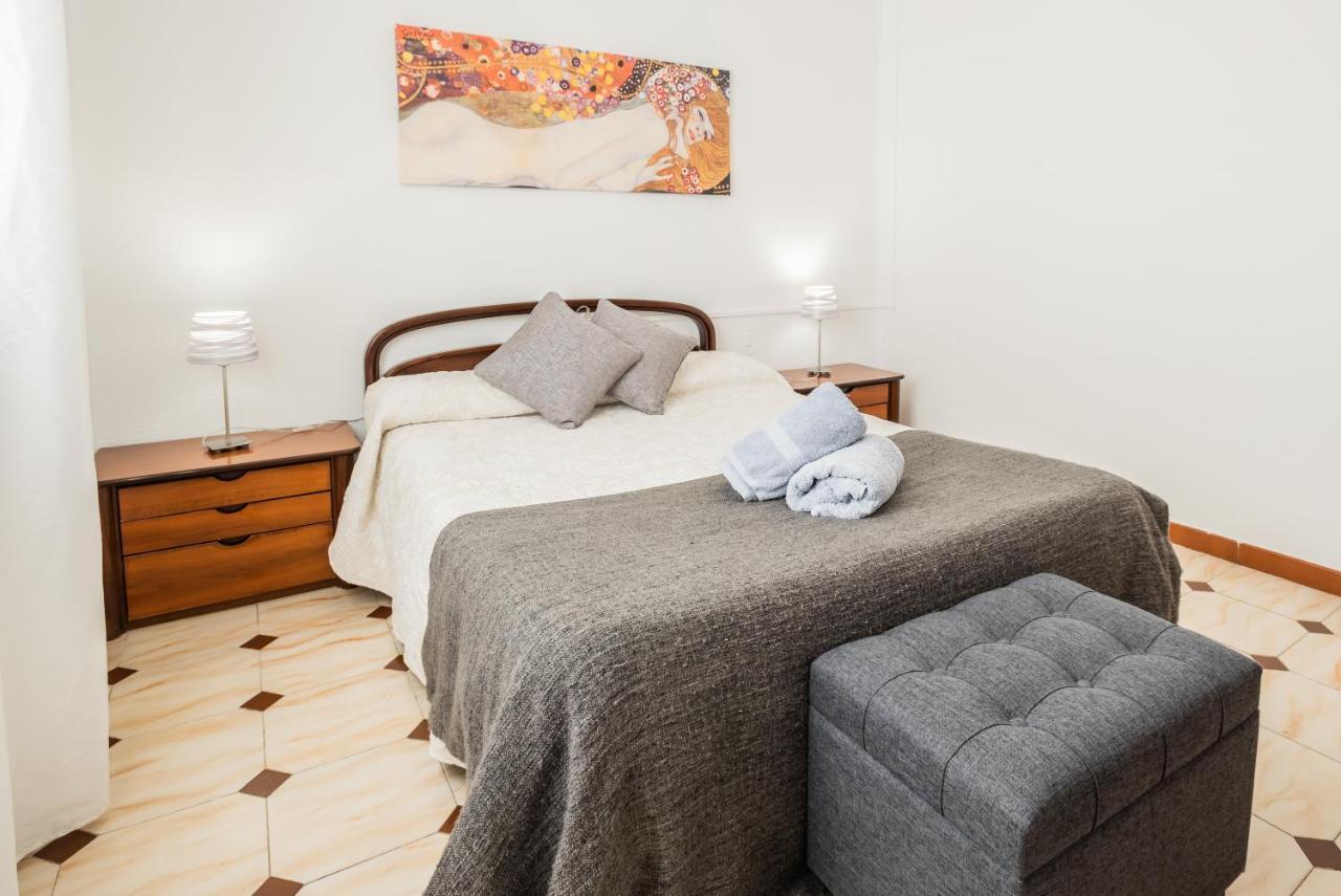 Apartamento Triana Los Remedios Севилья Экстерьер фото